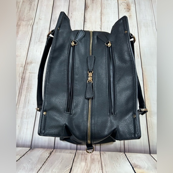 Giorgio Fiorelli Black Handbag with Elegant Gold Hardware - Picture 5 of 14